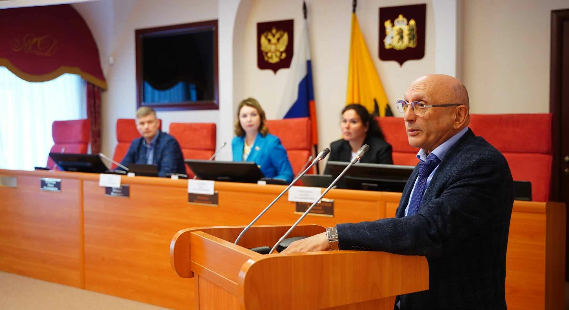 Ярославский депутат Бараташвили призвал отменить равноправие отца и матери