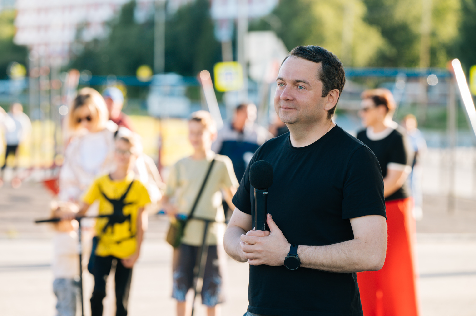 Андрей Чибис пообщался с жителями ЗАТО Александровск и оценил ход строительных работ