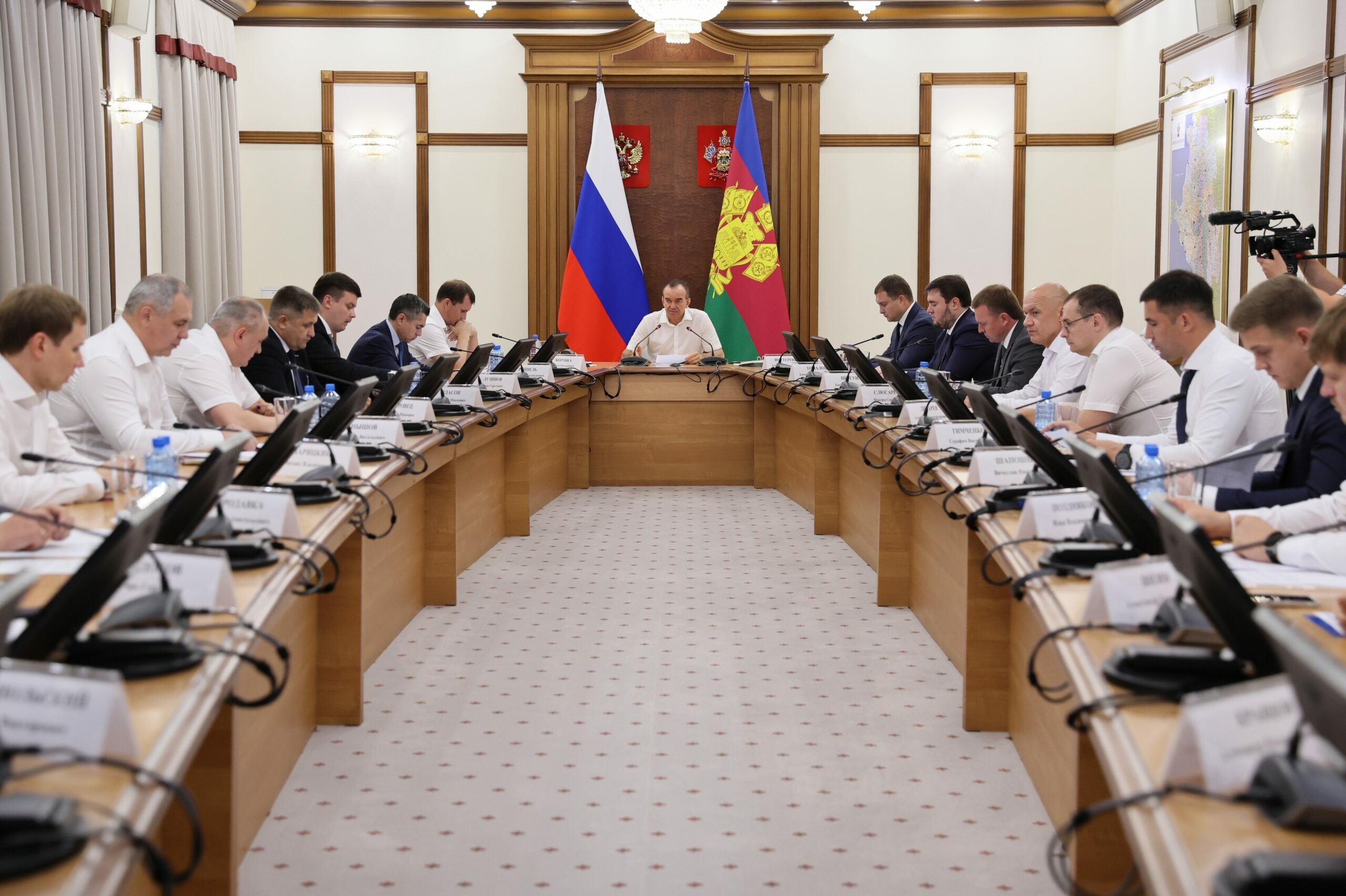 Губернатор Кондратьев оценил сроки строительства спортивных объектов на Кубани