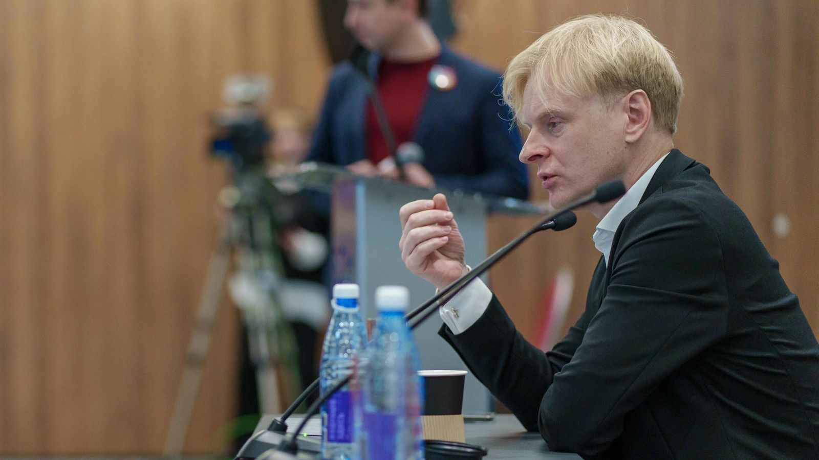 Ректора БФУ Александра Федорова в Калининграде посадили в СИЗО