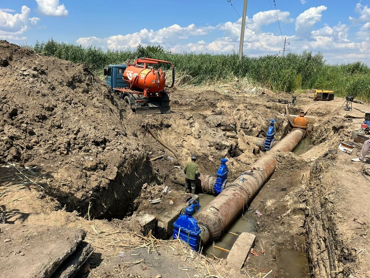 Ремонт завершен: жителям микрорайона Бабаевского вернули воду 