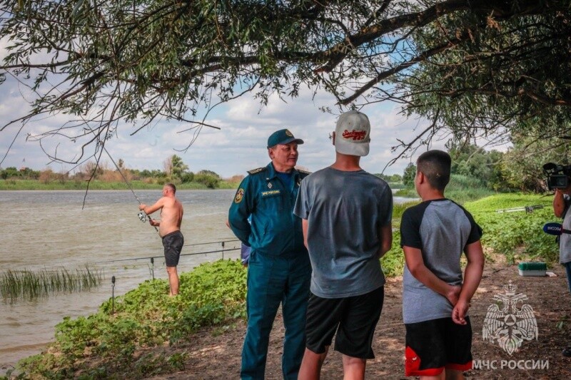 В Володарском районе прошел рейд по водным объектам 