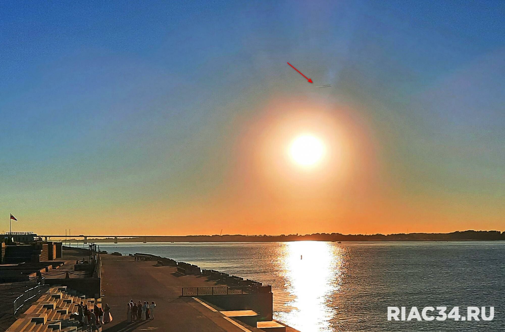 В небе над Волгоградом заметили НЛО