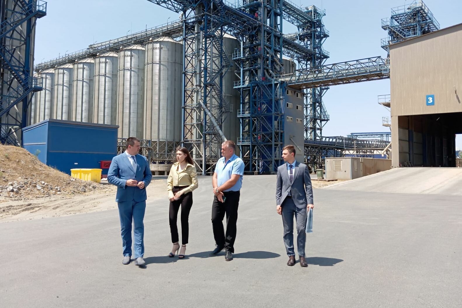 Мультимодальный ростовский порт получил сертификат «Сделано на Дону»