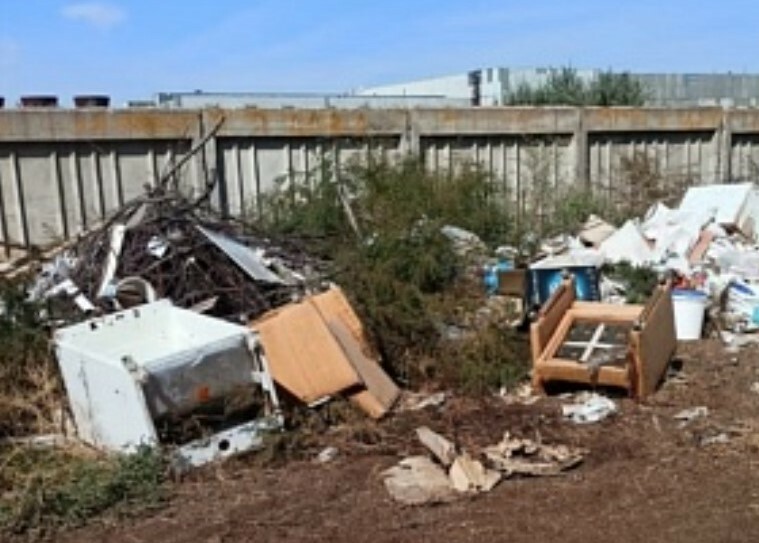 Следственный изолятор в Астрахани заплатит штраф за созданную свалку