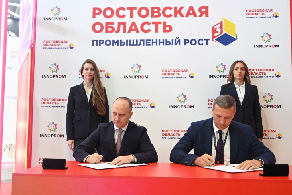 «Ростсельмаш» инвестирует в развитие производства сельхозтехники 15 млрд рублей 