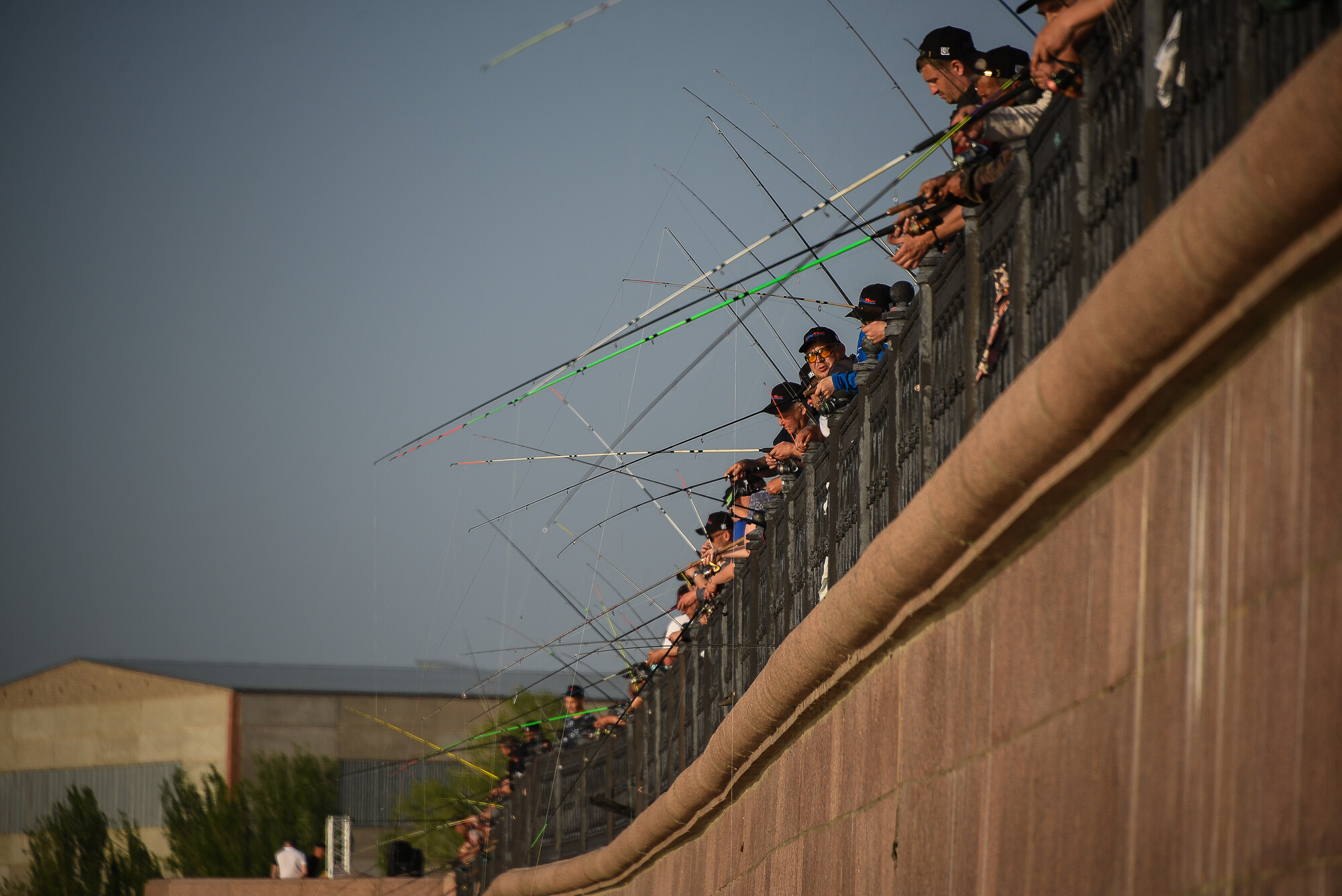 Игорь Мартынов поздравил астраханцев с Днём рыбака 