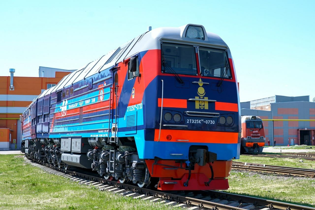 Брянский машиностроительный завод поставил в Монголию партию локомотивов 
