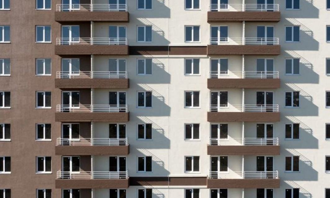 Строительство трех многоэтажек для переселенцев завершают в Волгограде
