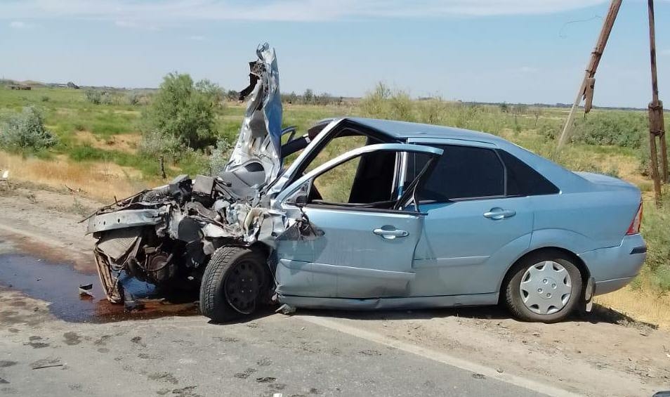 Один погибший и восемь пострадавших: подробности ДТП в Астраханской области 