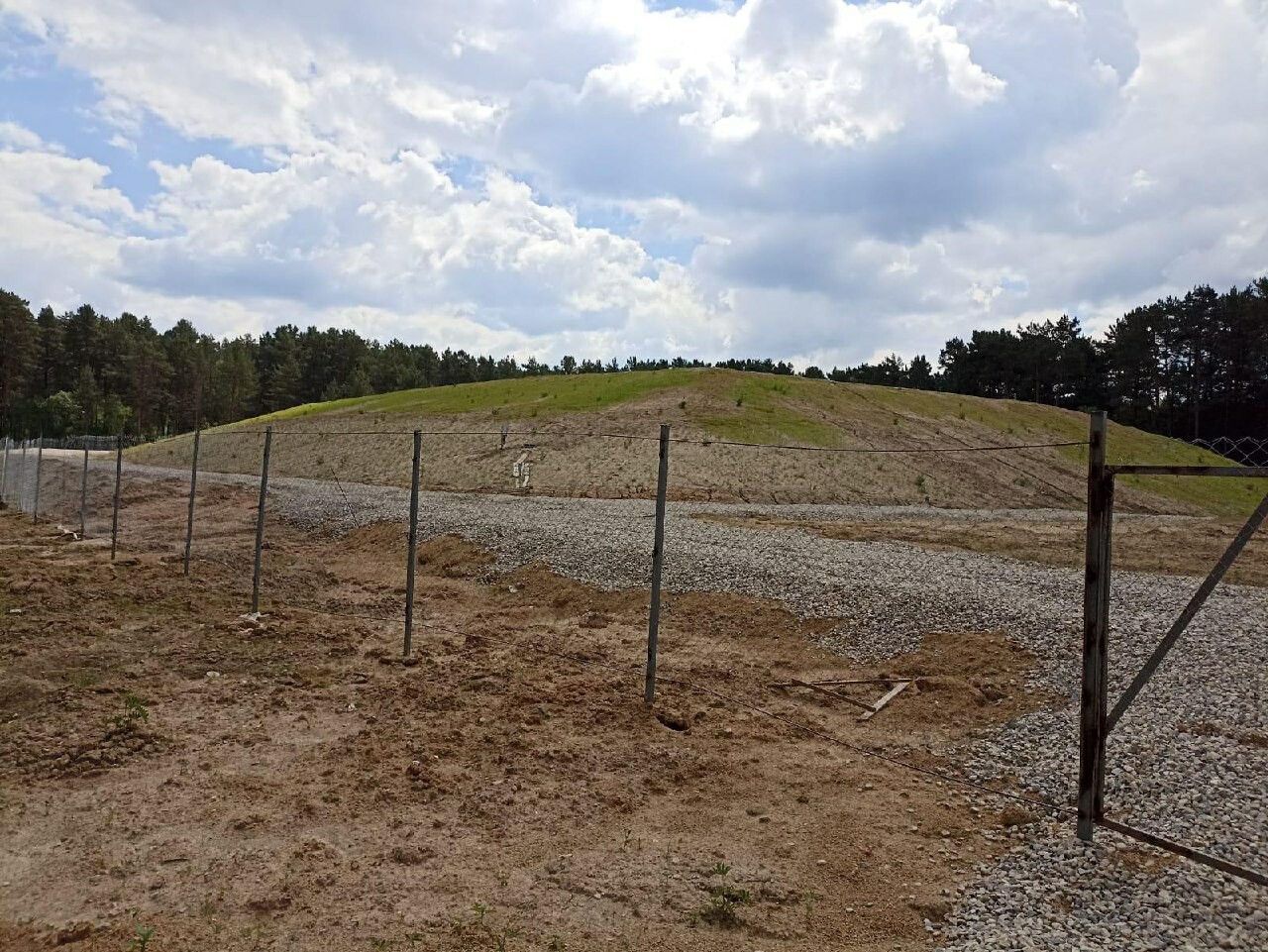 На ликвидацию свалки в Юхновском районе потратили почти 96 млн рублей