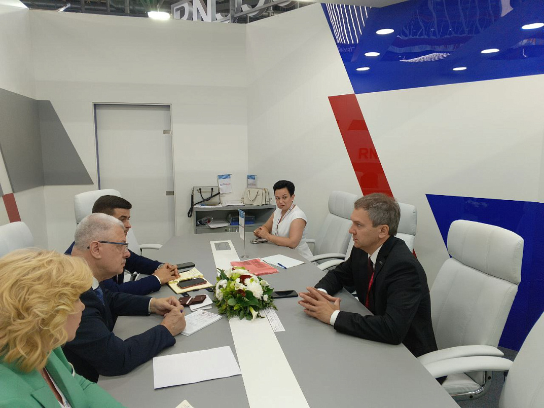 Предприятия Курской области представили свои проекты на выставке «ИННОПРОМ»