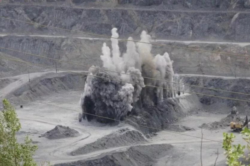 В Челябинской области ограничат движение по М-5 из-за буровзрывных работ 2 июля