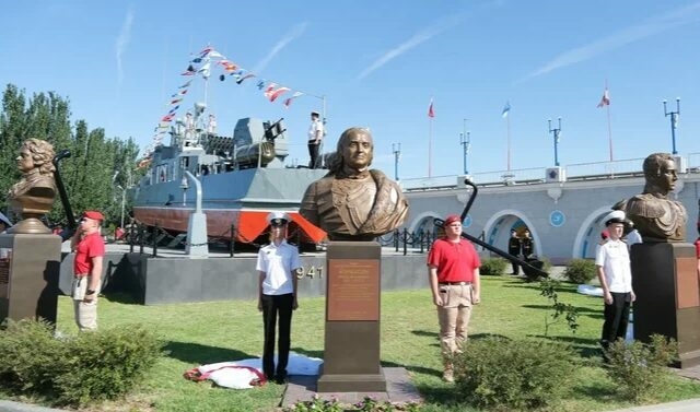 Аллею Российской Славы в Астрахани создали при поддержке «дочки» «Газпрома» 