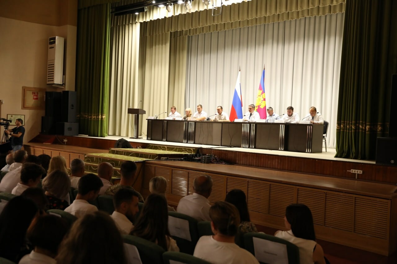 В Кущевском районе Кубани базовые отрасли экономики демонстрируют положительную динамику