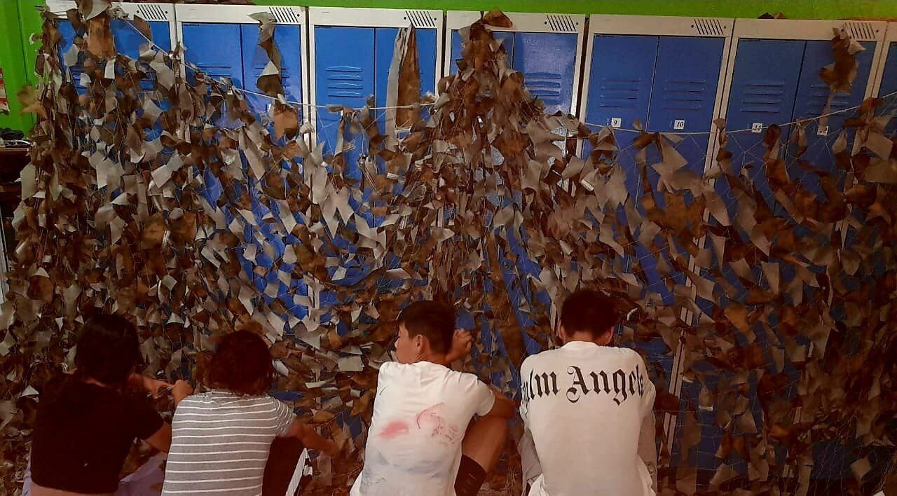 Маскировочные сети для участников СВО активно изготавливают в Астрахани 