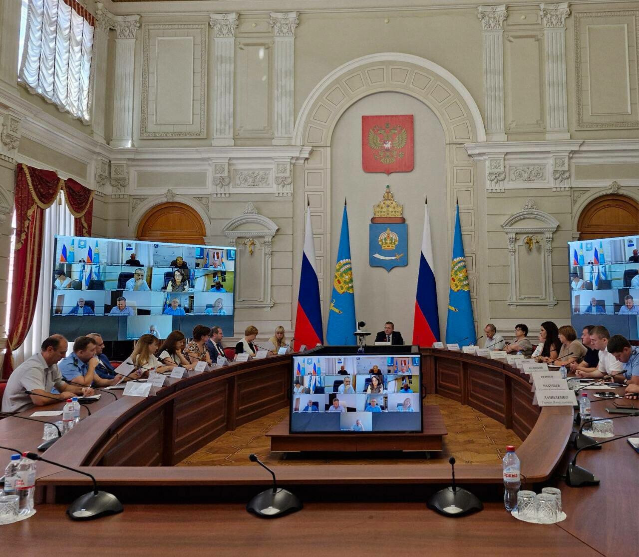 Межведомственная комиссия по противодействию нелегальной занятости создана в Астраханской области 