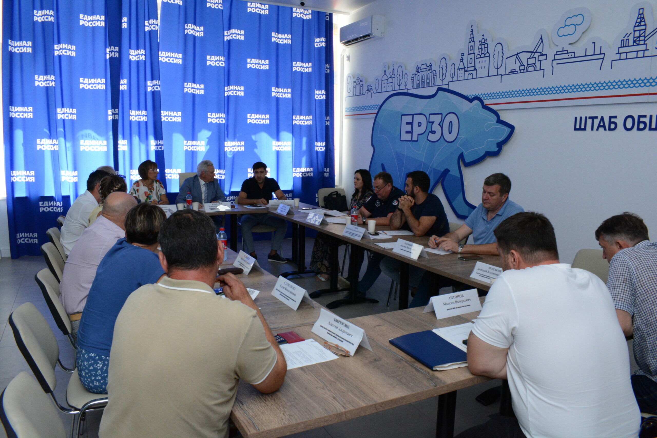 Александр Клыканов провел рабочую встречу по вопросу благоустройства поселка Янго-Аул