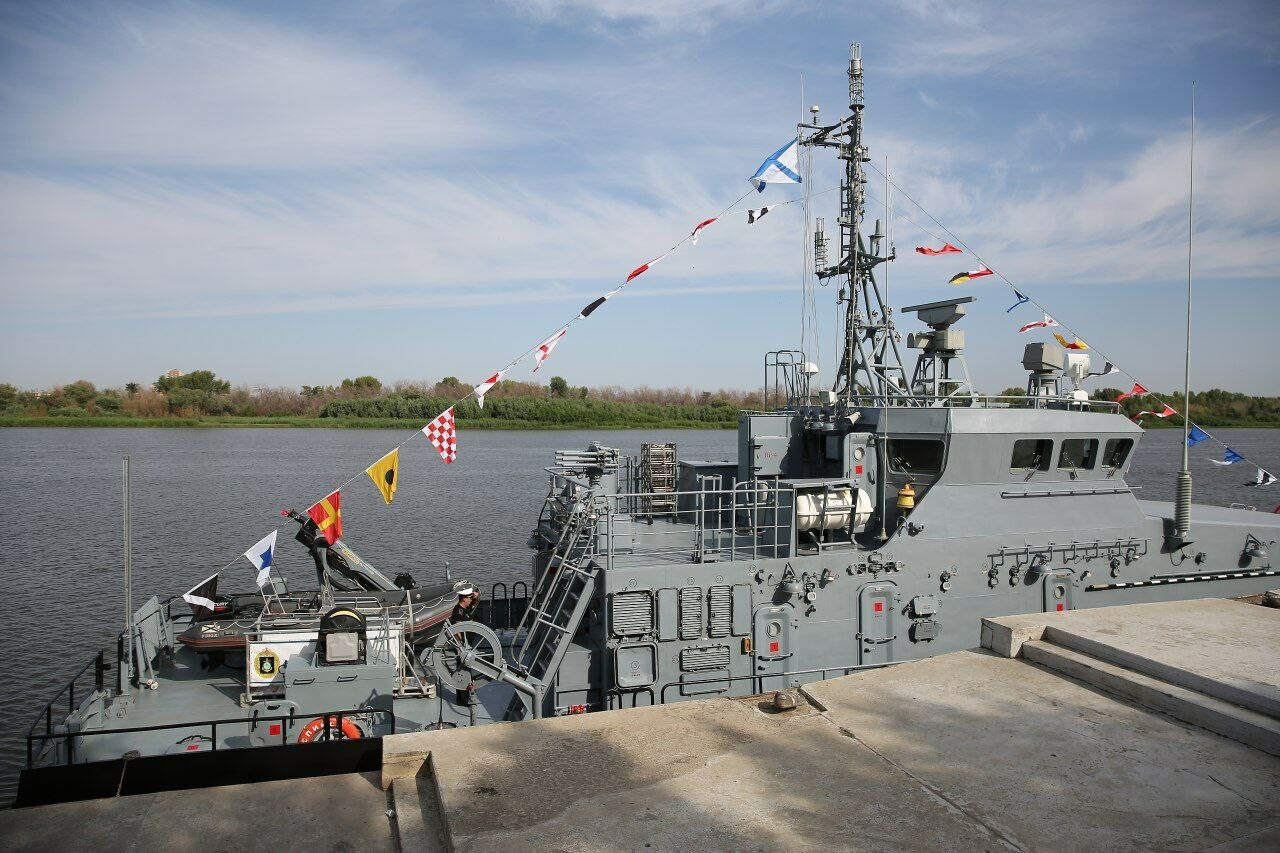 В Астрахани встретили противодиверсионный катер в рамках акции «Сила в правде»