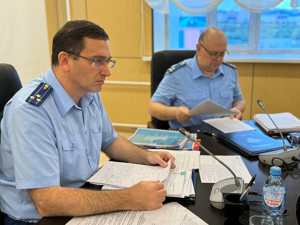 Нарушения при зачислении детей в 10 класс отследит прокуратура Ямала