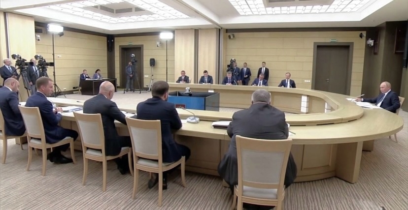 Владимир Путин поручил Минприроды РФ выявить недобросовестных операторов отходов в регионах
