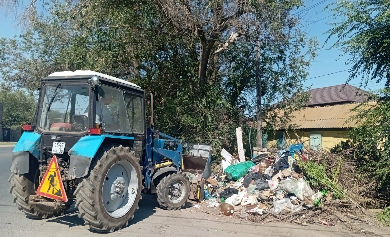 С начала года из Астрахани на полигон вывезли 12,5 тысячи тонн мусора