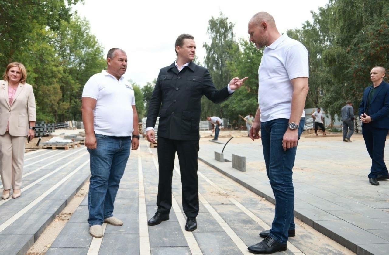 В Вологде продолжаются работы на городских объектах