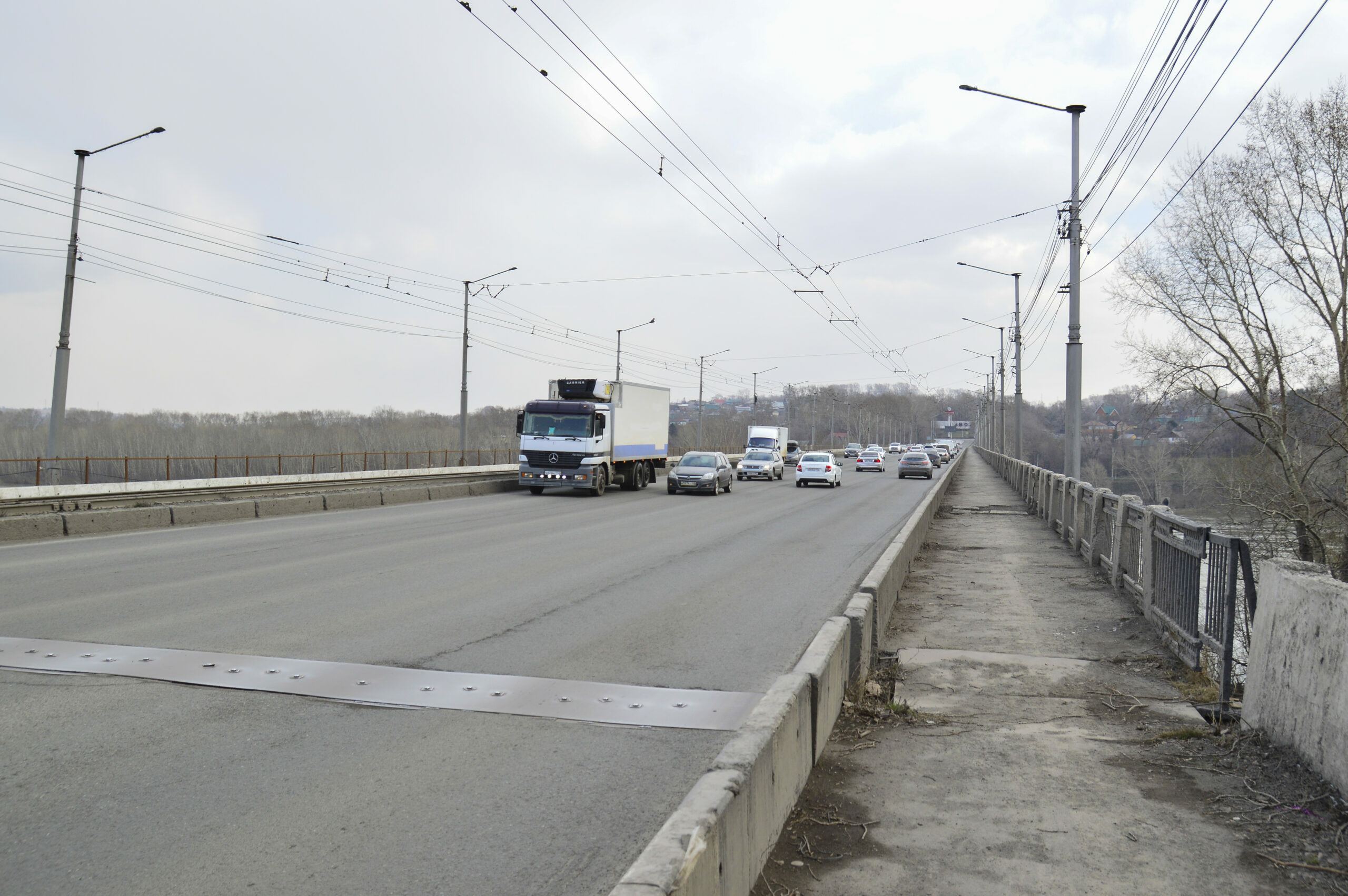 Названа дата, когда в Новокузнецке откроют Запсибовский мост