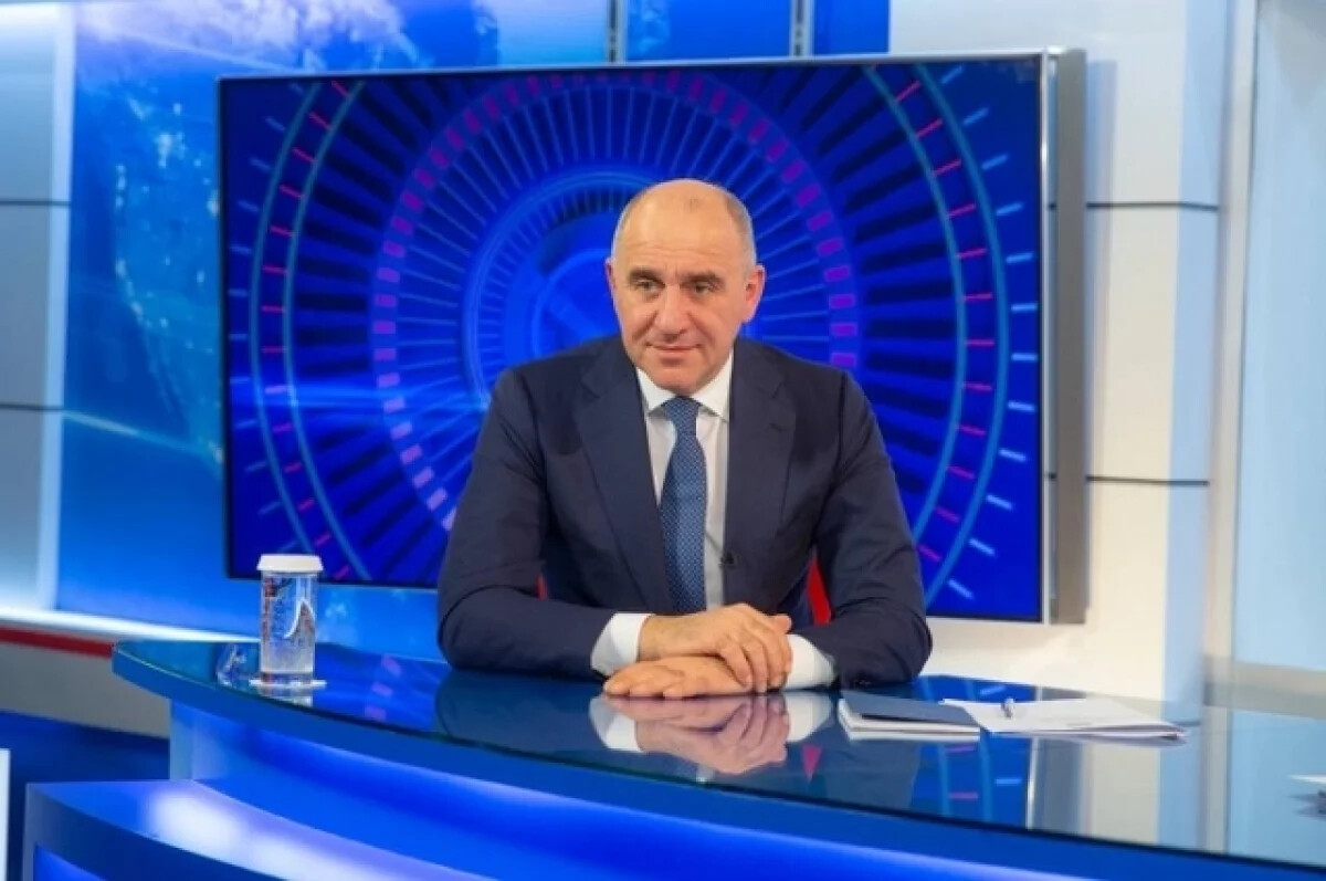 В КЧР открылась выставка-ярмарка продукции предприятий легкой промышленности