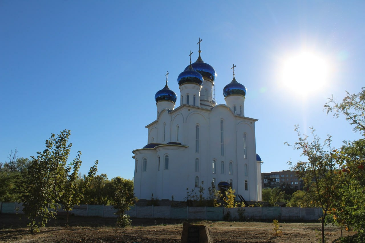 В Краснодоне торжественно открыли парк «Молодая гвардия»