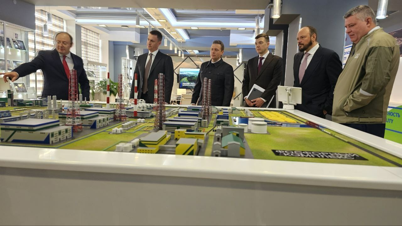 Дмитрий Патрушев оценил музейный комплекс на вологодском предприятии «Апатит»