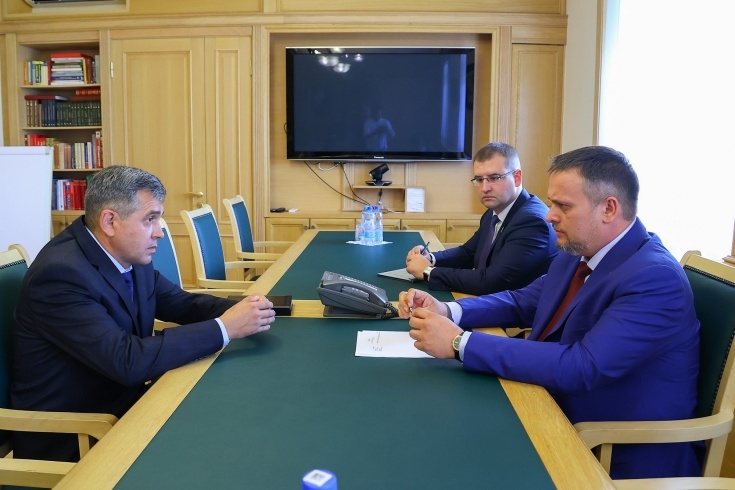 В Новгородской области начал работу комитет по национальной политике