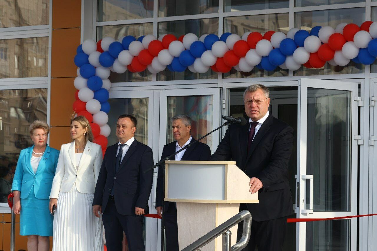 Две новые школы открыли в Астраханской области 
