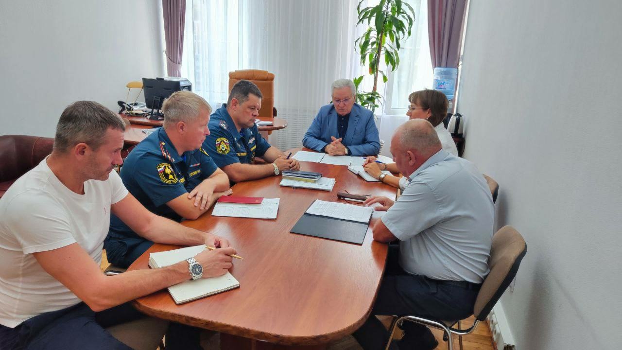 В Астраханской области планируют создать площадки для складирования древесных отходов