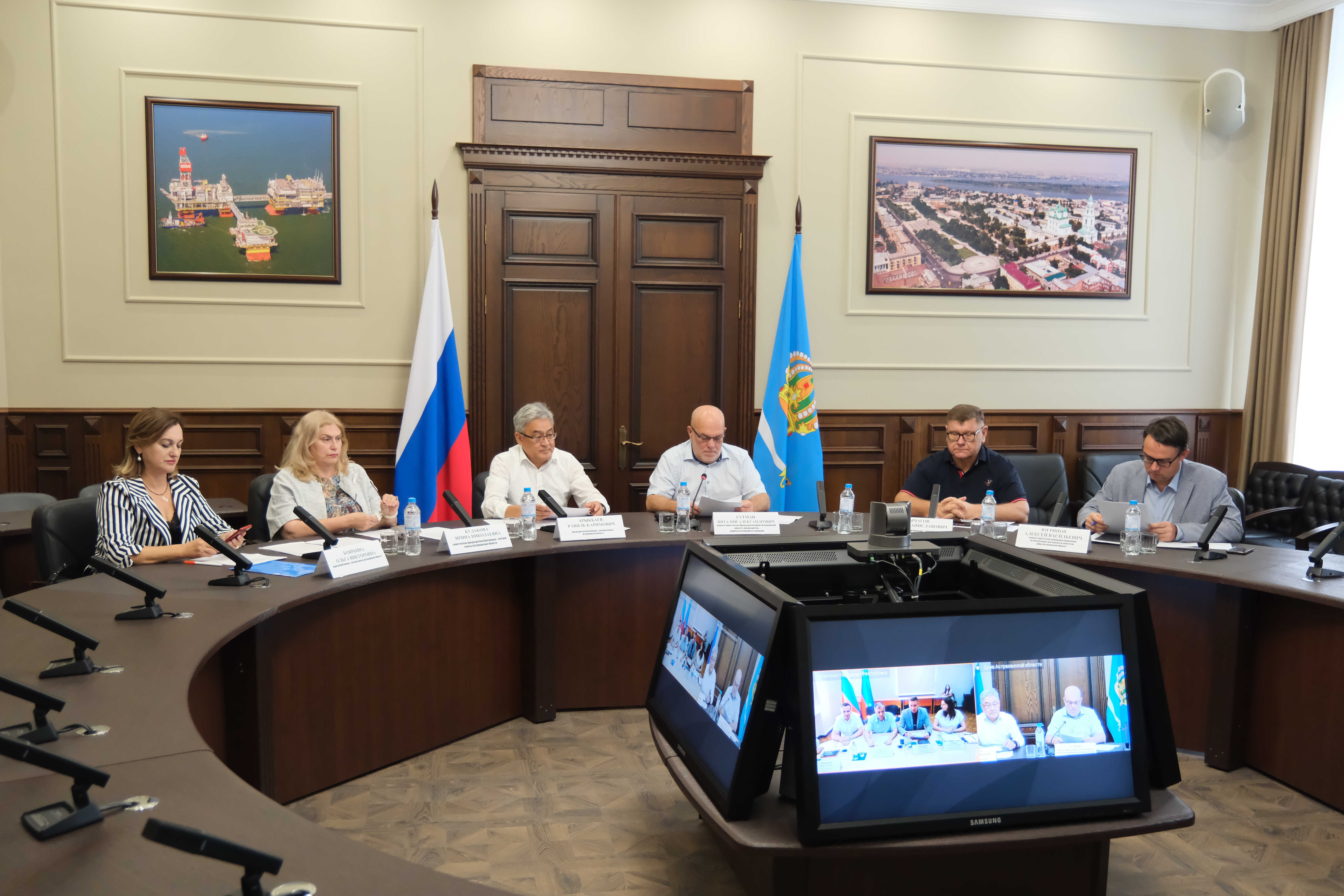 Дума Астраханской области и Народый Совет ЛНР обсудили экономические вопросы