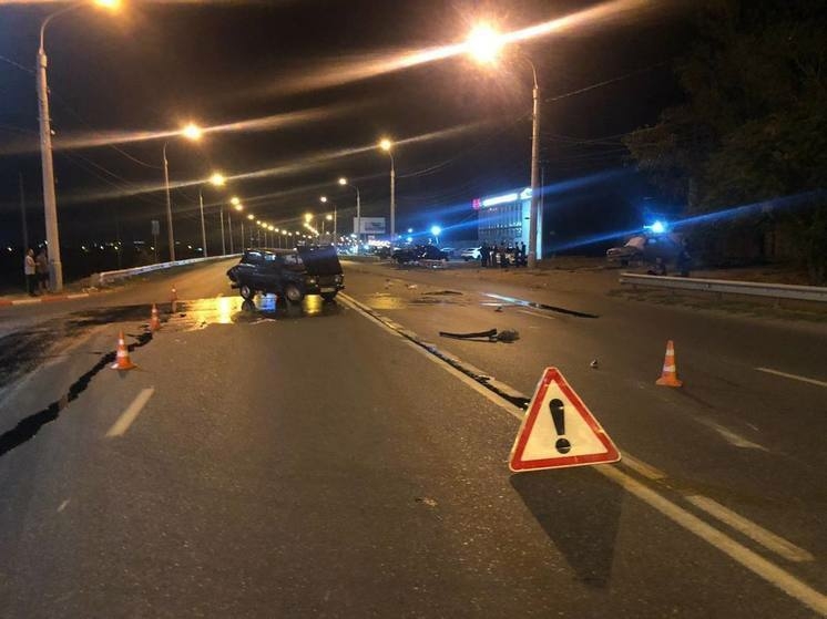 В тройной аварии в Астрахани пострадал ребенок