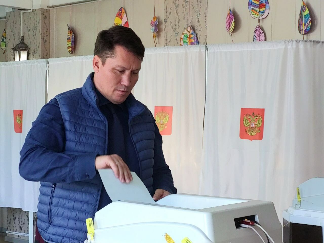 Глава Саяногорска Молодняков принял участие в выборах депутата