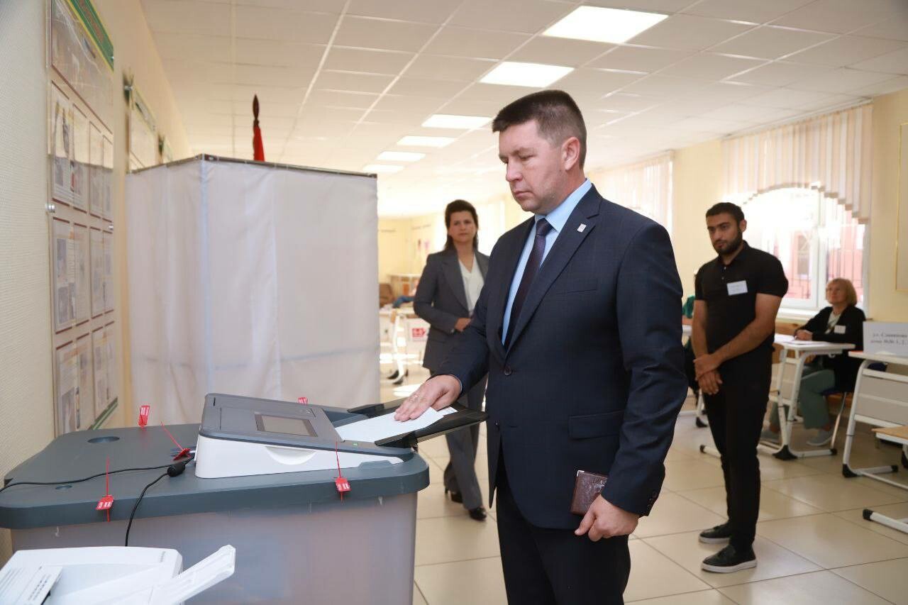 Роман Ченцов проголосовал на выборах губернатора Липецкой области