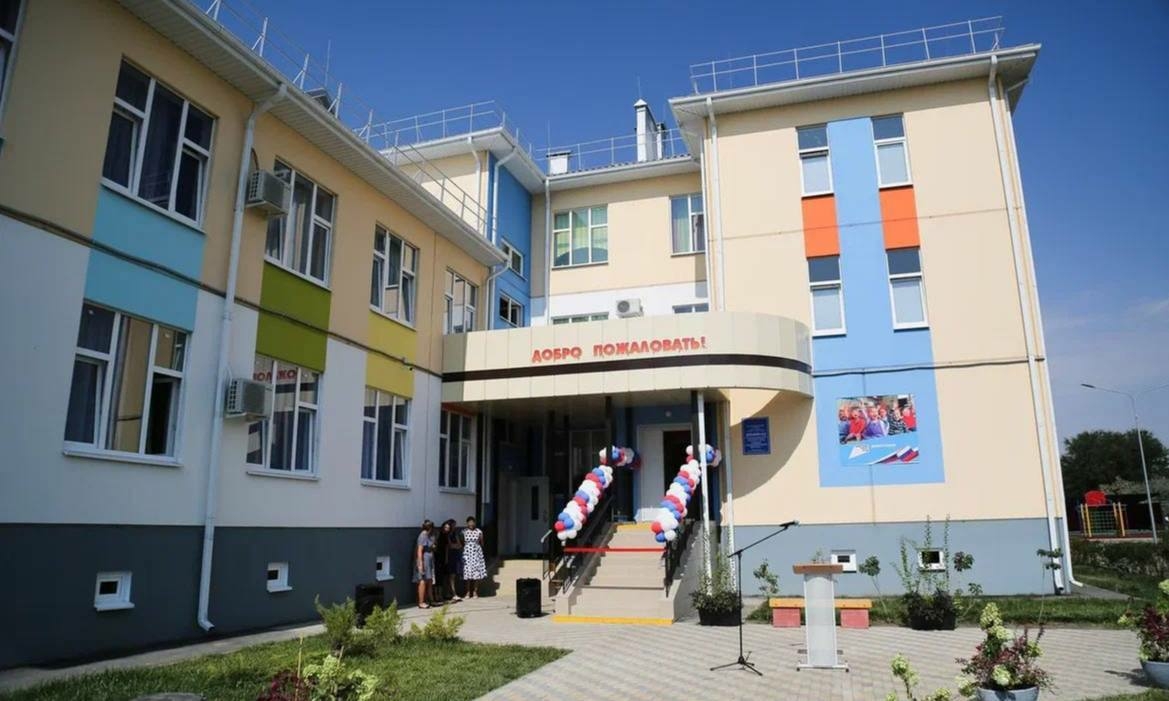 Игорь Бабушкин поздравил астраханцев с Днем знаний