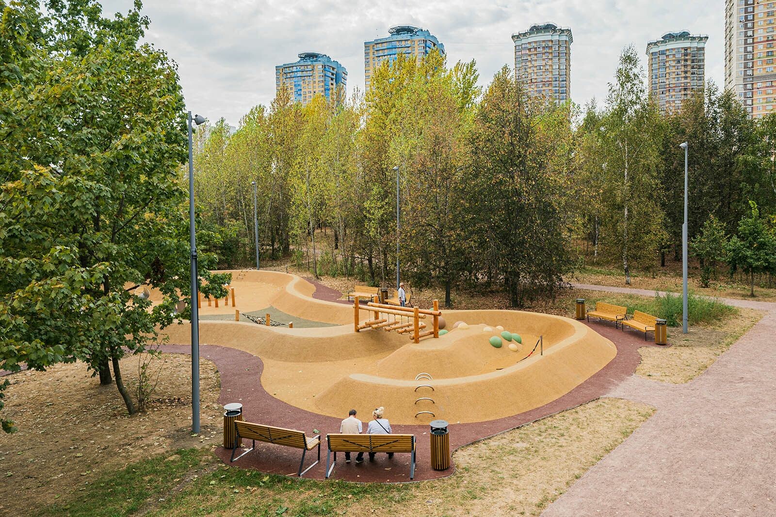 Благоустройство парка «Москворецкий» завершено на 90%