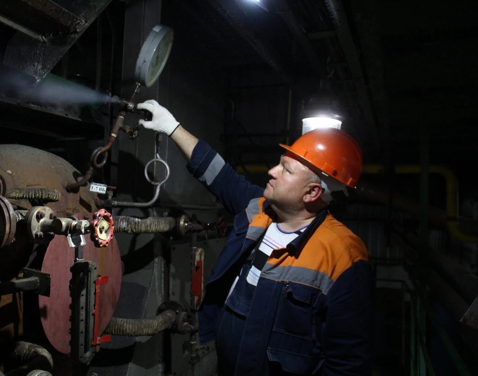 В Омске тепло подали в 1 415 домов и 425 социальных учреждений