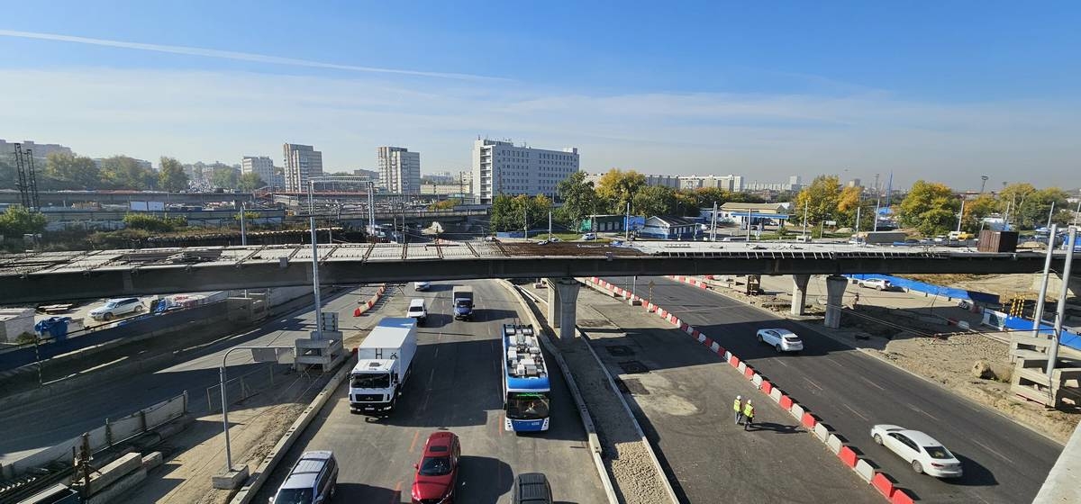 В Новосибирске возобновили привычное движение на площади Труда