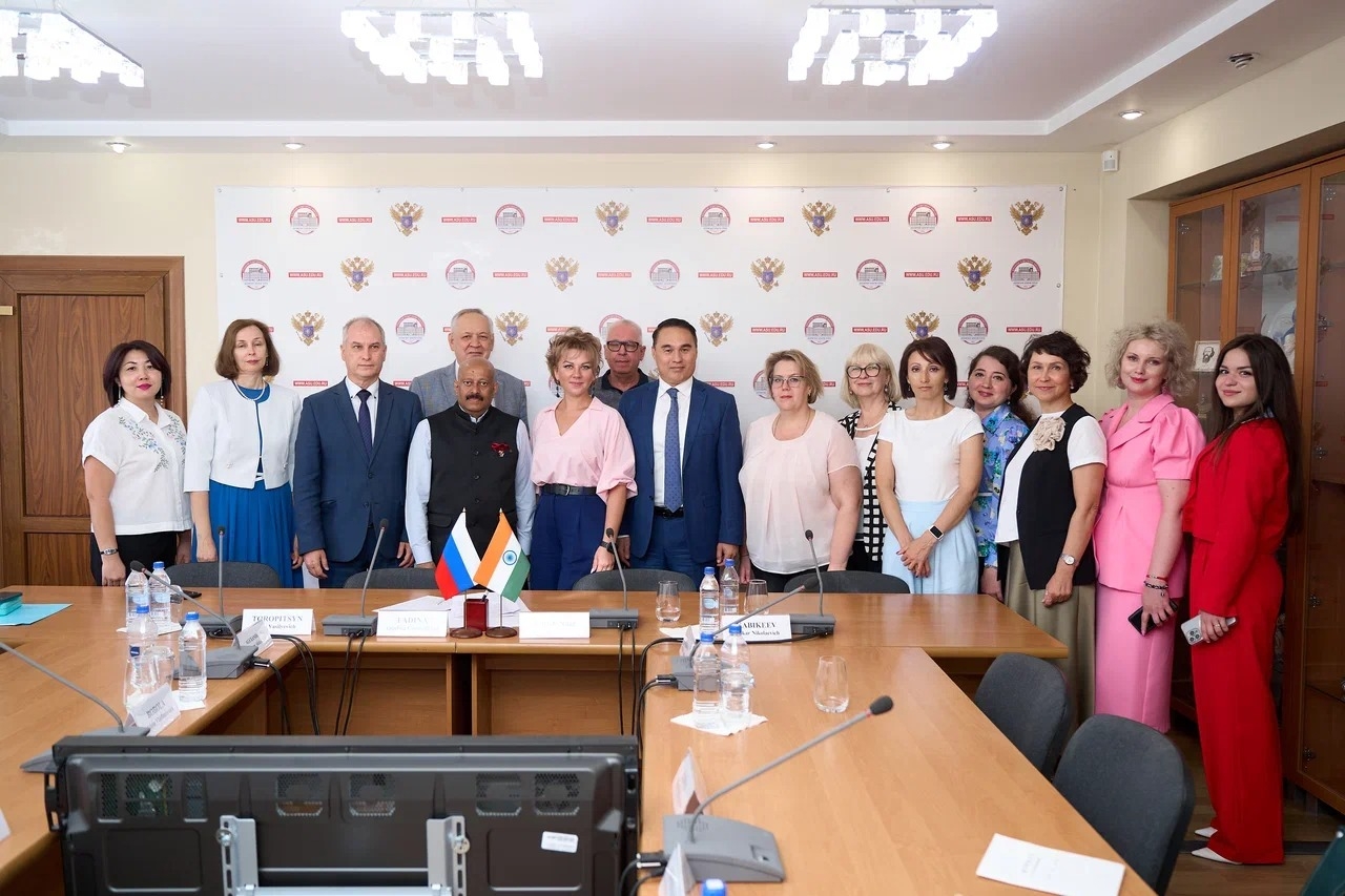 Астраханский и Гуджаратский университеты планируют новые совместные проекты