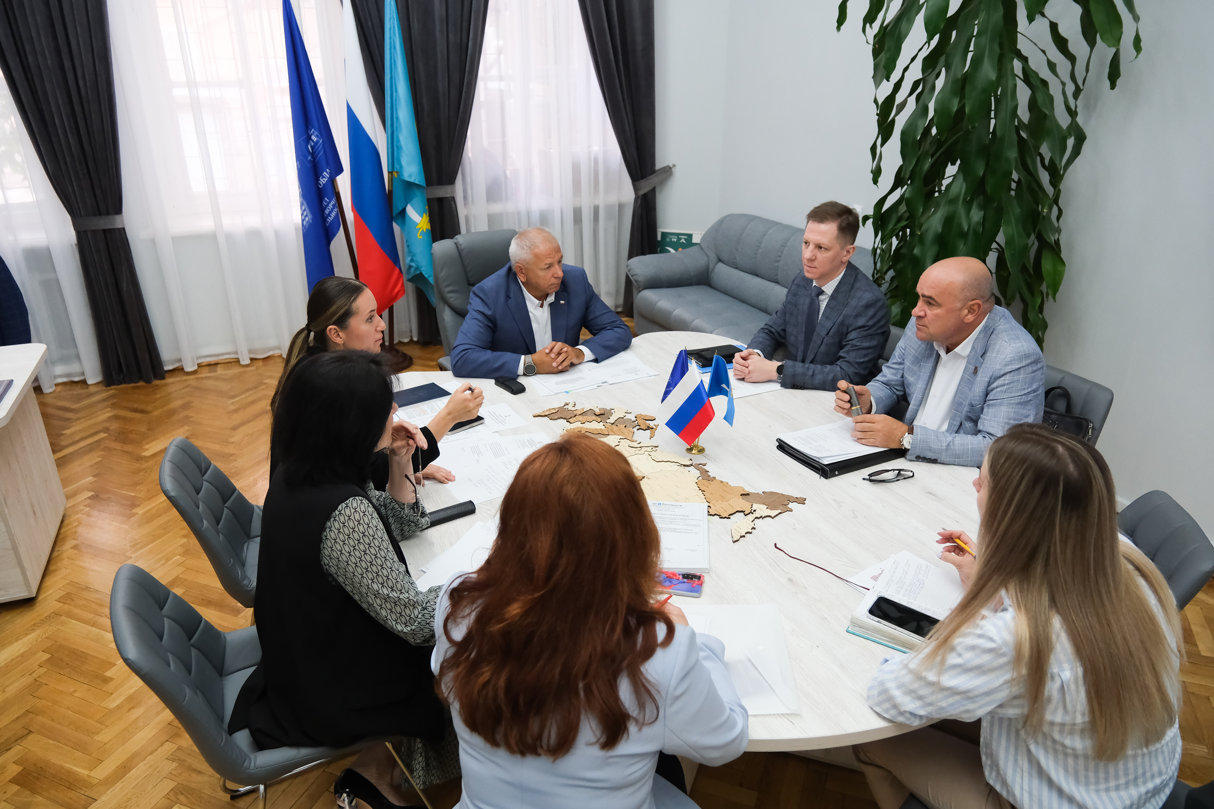 В Астраханской облдуме проводится работа по преобразованию муниципалитетов