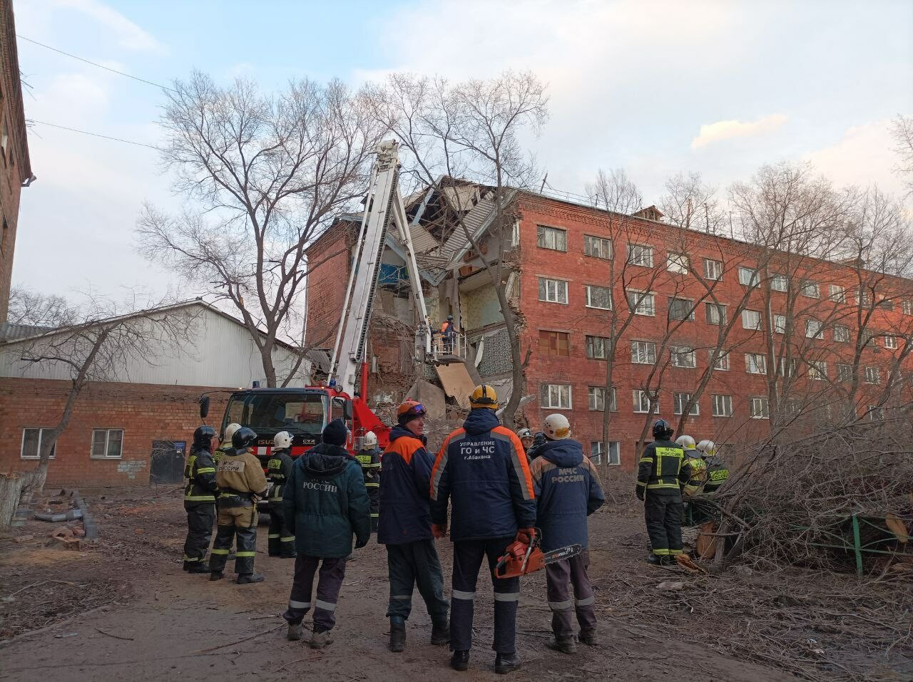 В Черногорске жильцы аварийных общежитий пожаловались Путину