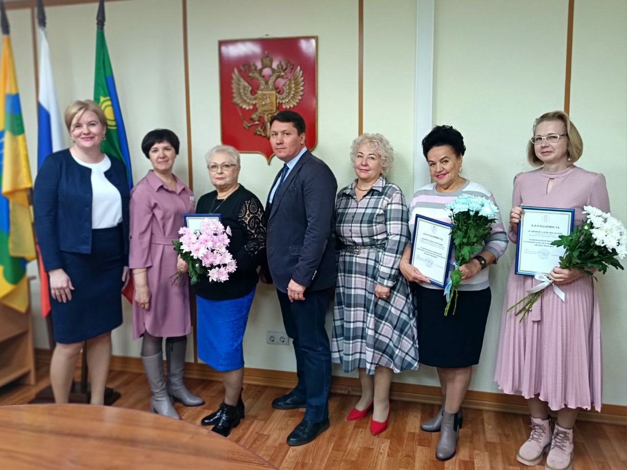 Молодняков наградил победителей конкурса «Кедры Хакасии»