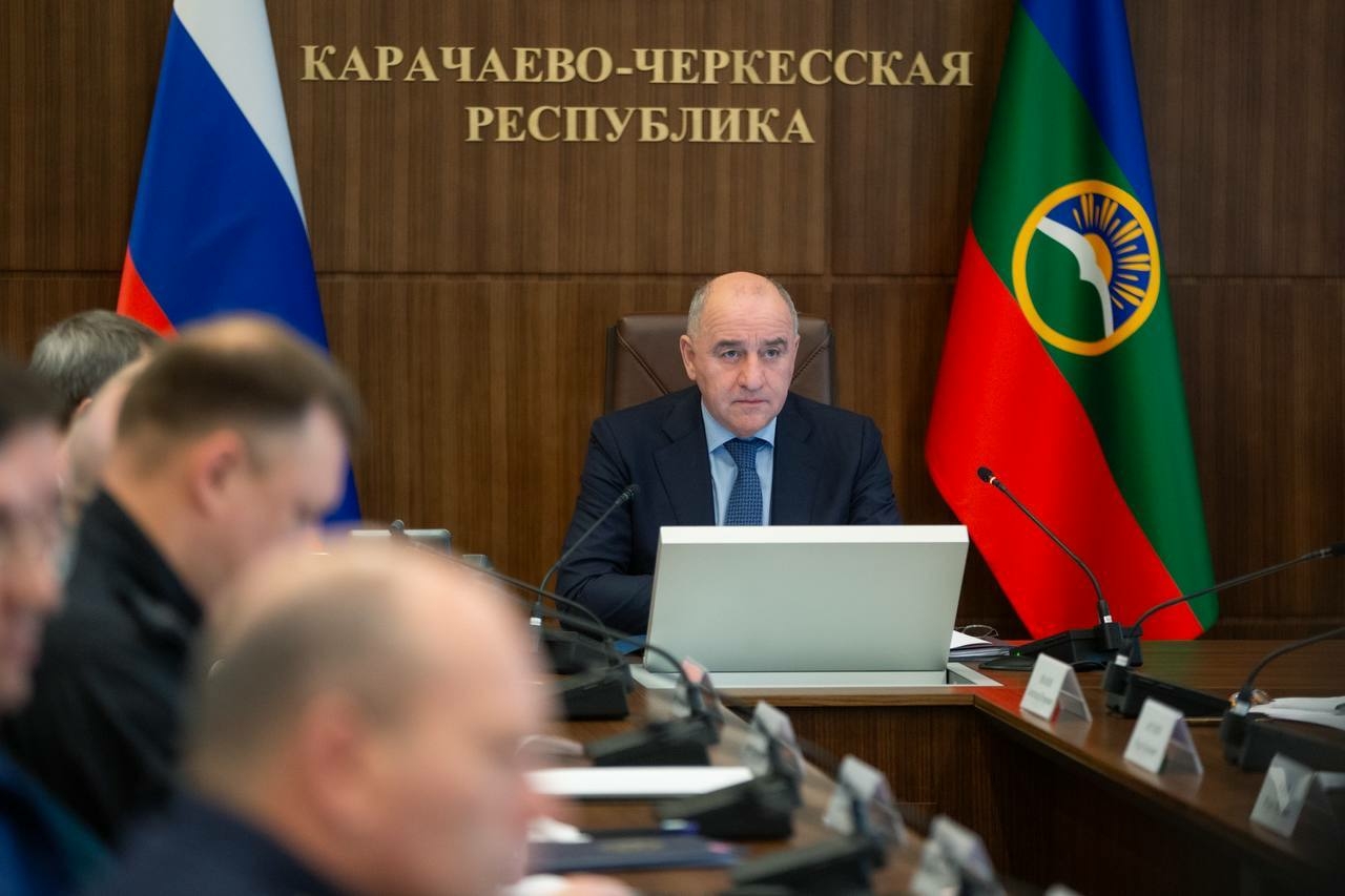 Темрезов провел совещание антитеррористической комиссии КЧР