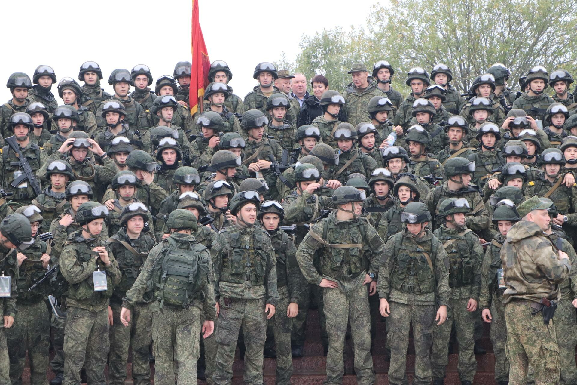 В Волоколамском округе встретили участников военно-патриотической акции «Марш кремлевских курсантов»