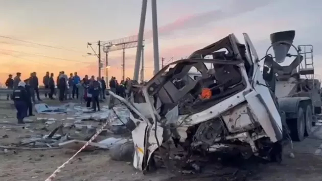 В Астрахани в ДТП попал пассажирский автобус, есть жертвы