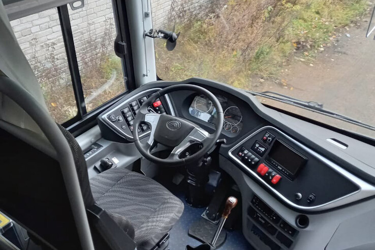 В Подпорожском районе появился новый комфортабельный автобус из Китая